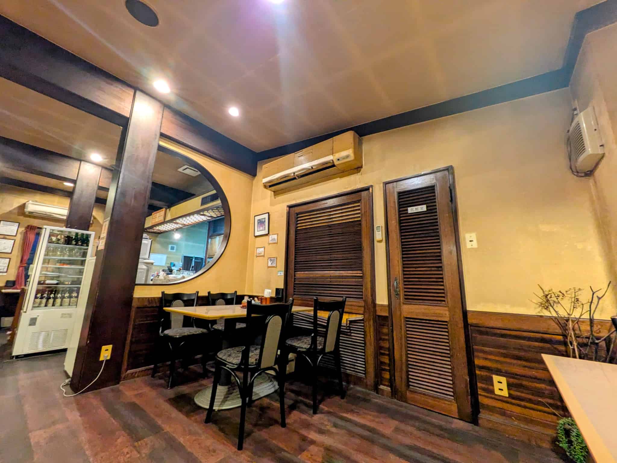 はんばぁーぐ亭 店内
