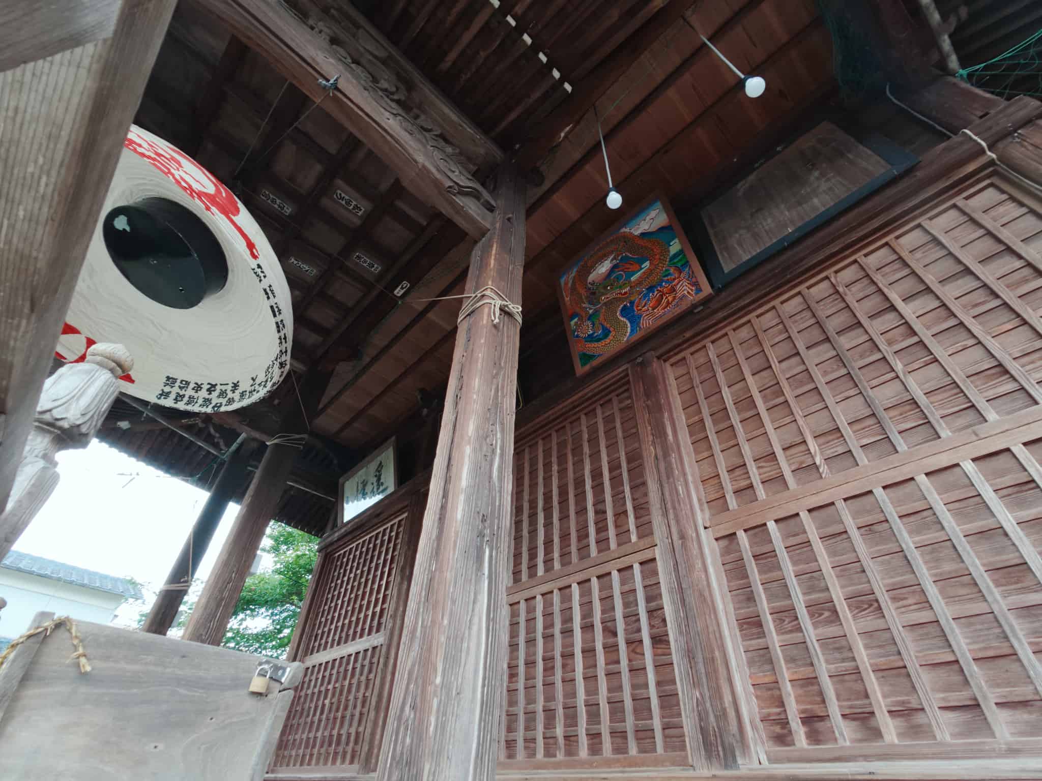 大蛇の木彫り
