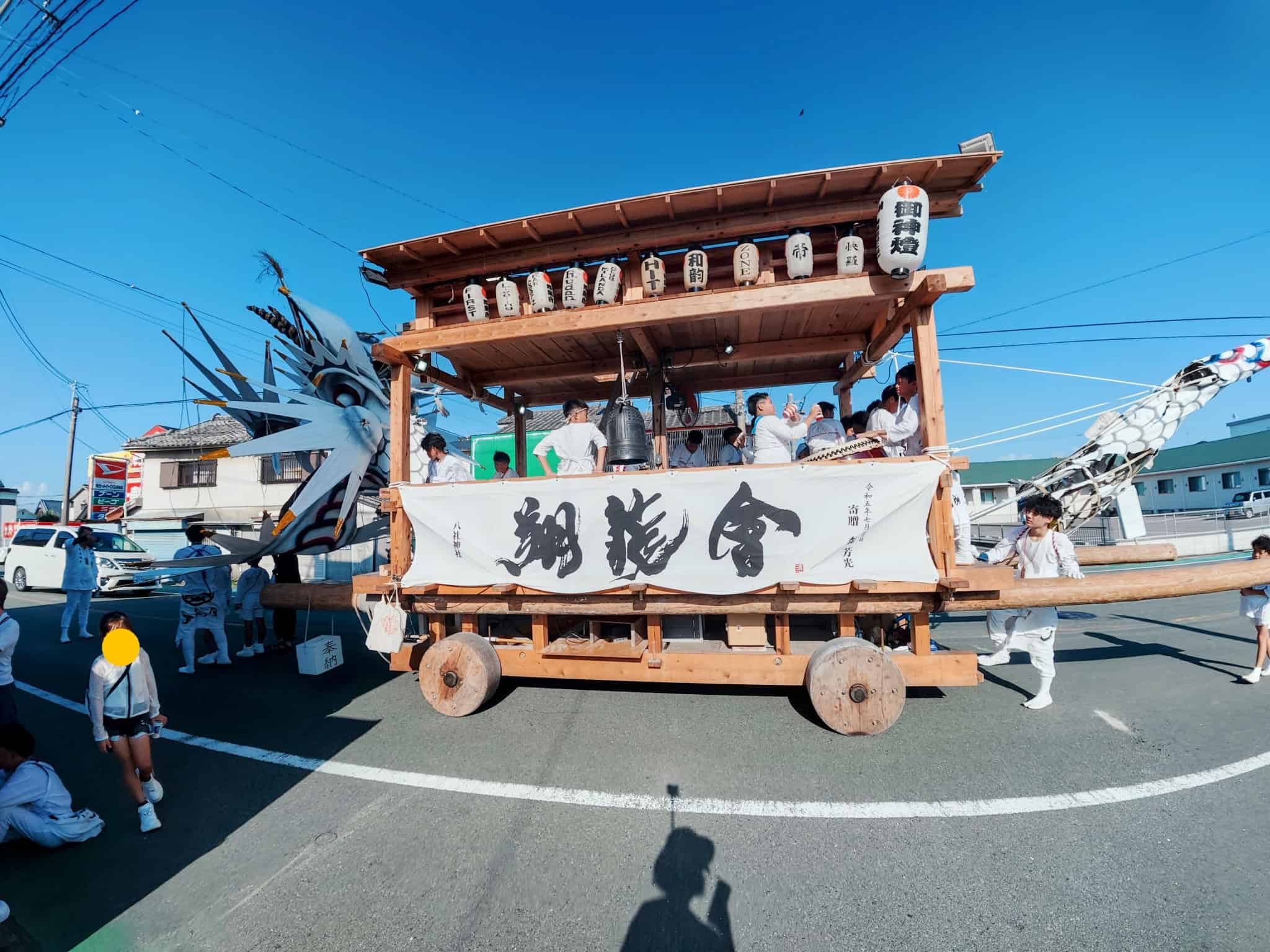 山車の横からの様子